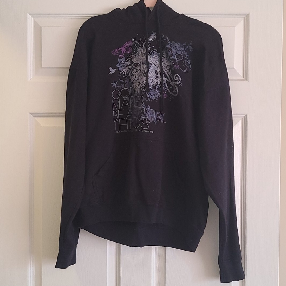 Black quote hoodie